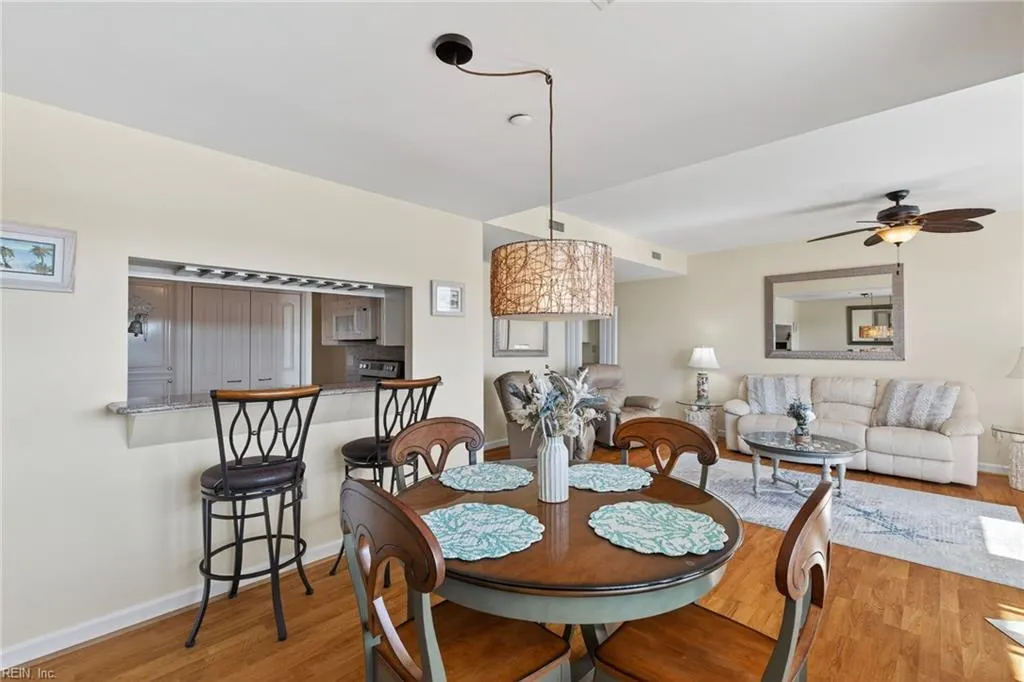 Virginia Beach, Virginia 23451, United States, 2 Bedrooms Bedrooms, ,2 BathroomsBathrooms,Residential,Active,233650