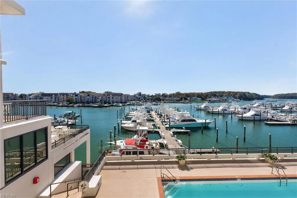 Virginia Beach, Virginia 23451, United States, 2 Bedrooms Bedrooms, ,2 BathroomsBathrooms,Residential,Active,233650