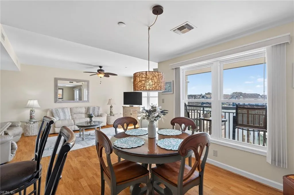 Virginia Beach, Virginia 23451, United States, 2 Bedrooms Bedrooms, ,2 BathroomsBathrooms,Residential,Active,233650