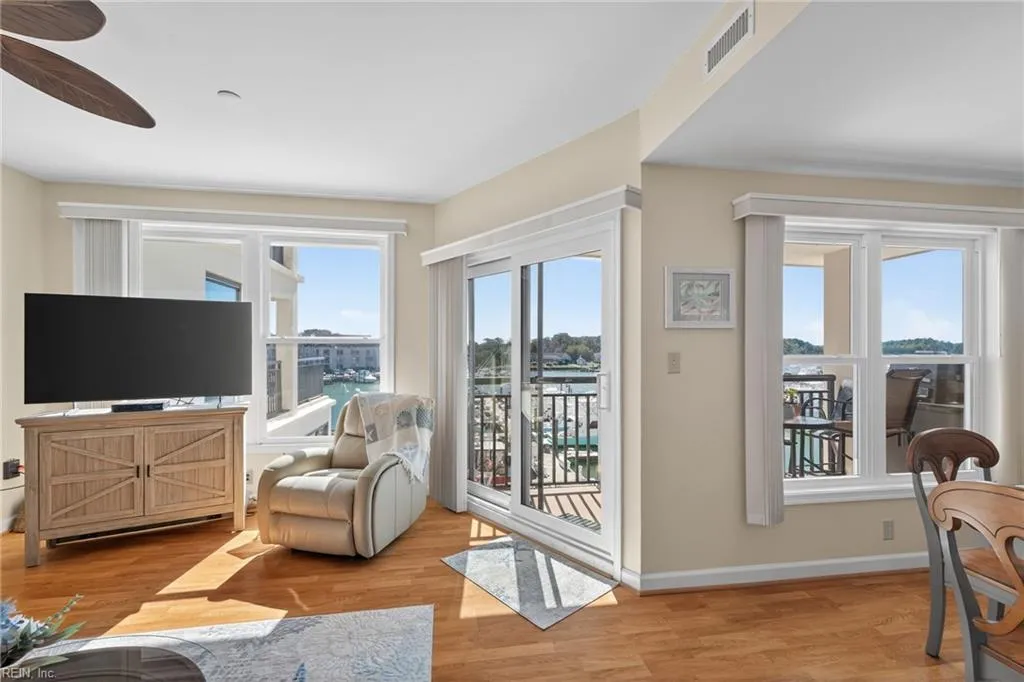 Virginia Beach, Virginia 23451, United States, 2 Bedrooms Bedrooms, ,2 BathroomsBathrooms,Residential,Active,233650