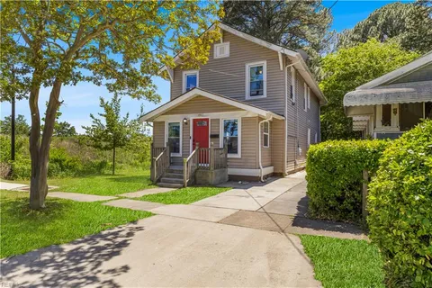 2947 Victoria Avenue, Norfolk, VA 23504 - #: 10581121