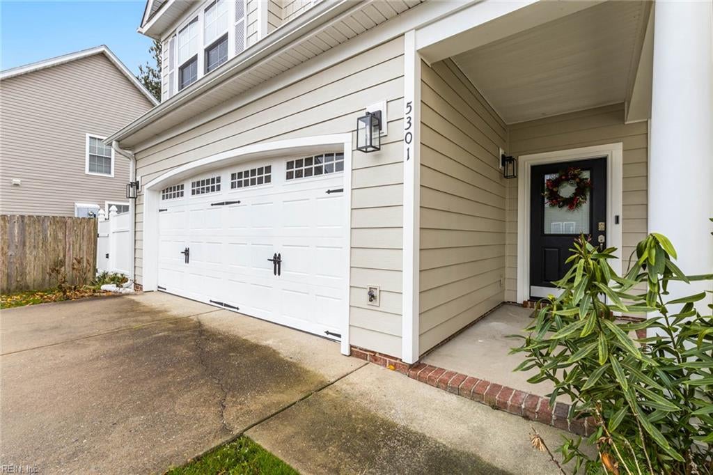 Photo of 5301 Chalet Place, Virginia Beach, VA 23462 (MLS # 10655541)