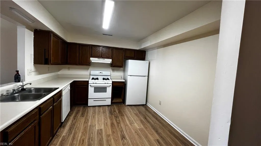 Portsmouth, Virginia 23702, United States, 3 Bedrooms Bedrooms, ,2 BathroomsBathrooms,Residential,Active,87043