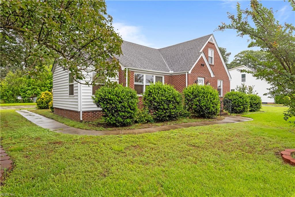 1309 George Washington HWY N