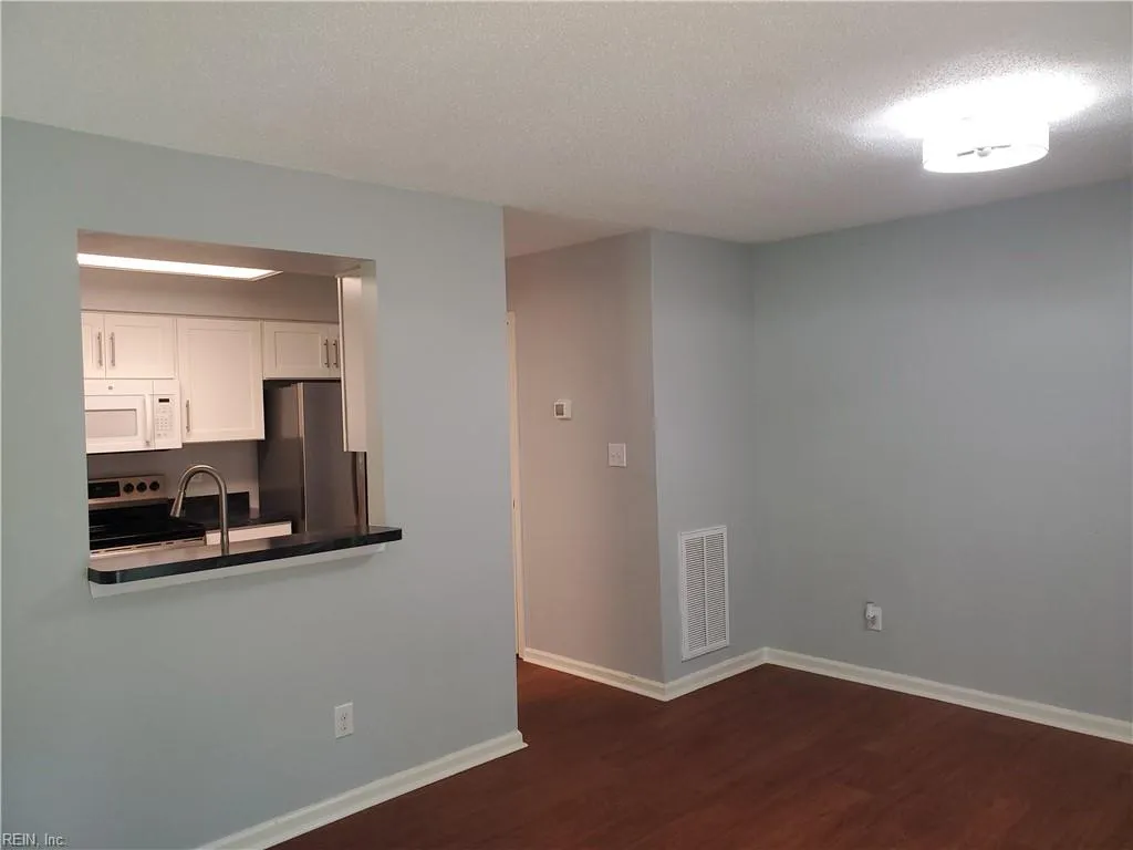 Chesapeake, Virginia 23320, United States, 2 Bedrooms Bedrooms, ,3 BathroomsBathrooms,Residential,Active,146778