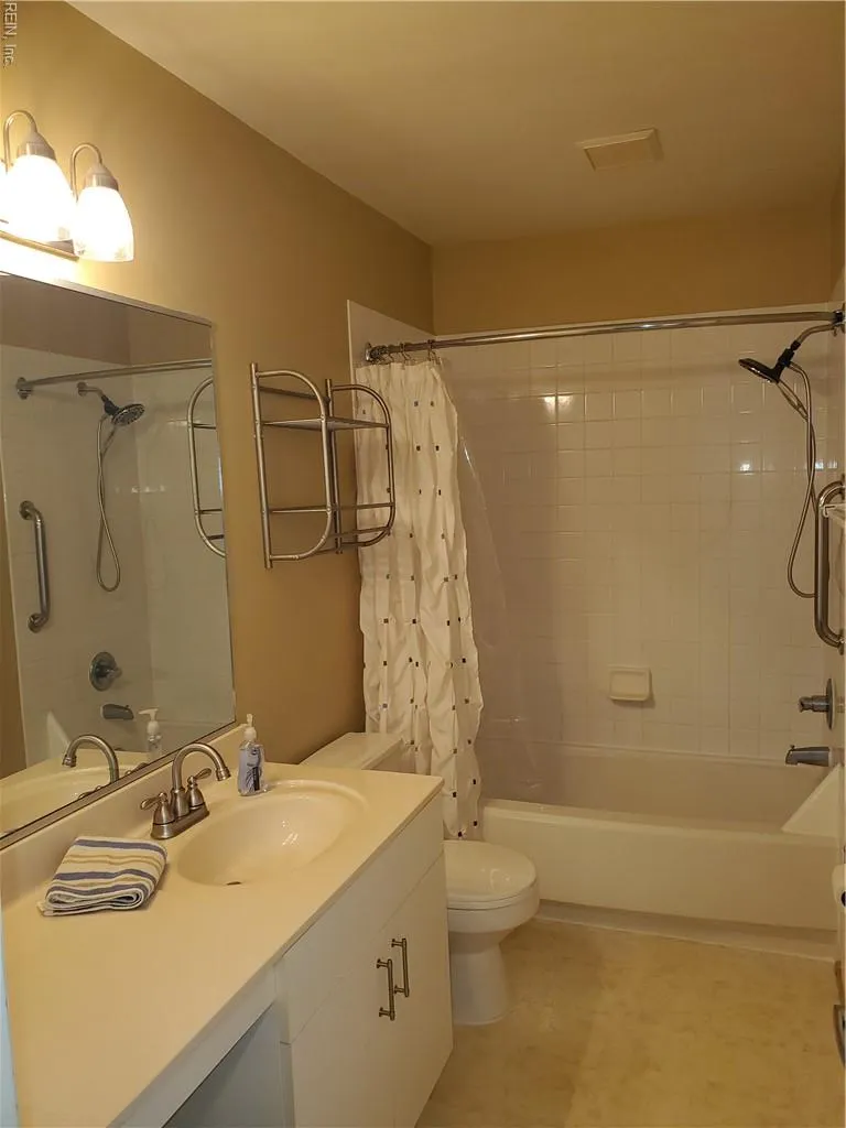 Chesapeake, Virginia 23320, United States, 2 Bedrooms Bedrooms, ,3 BathroomsBathrooms,Residential,Active,146778