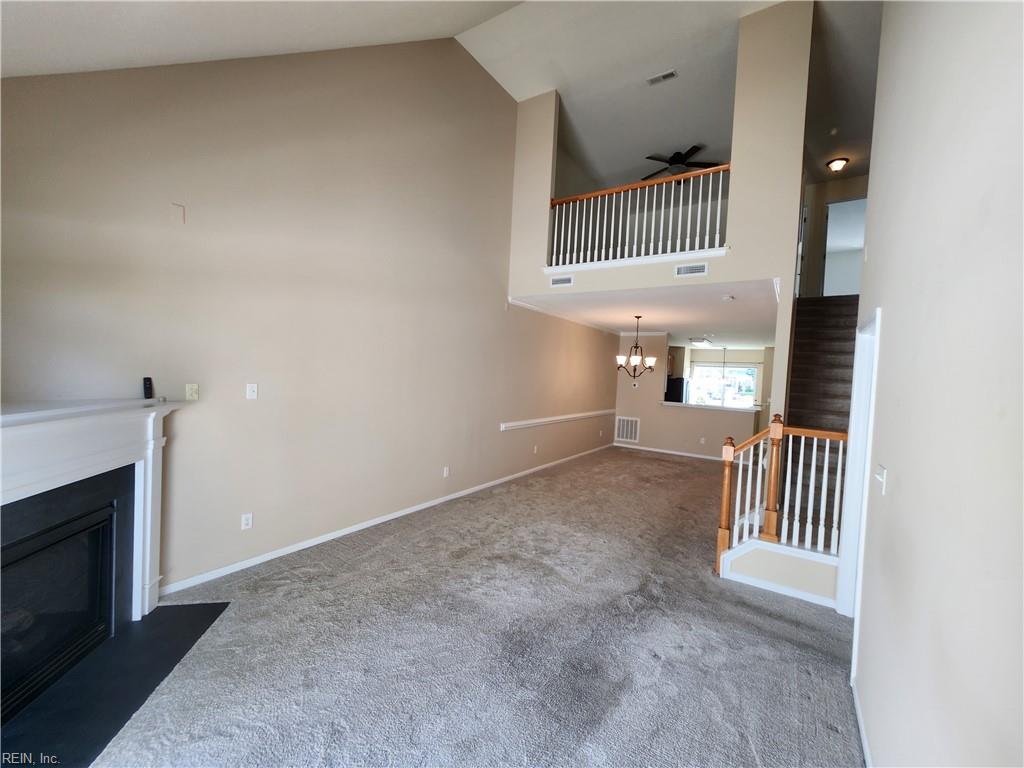 913 Beaumeade CT