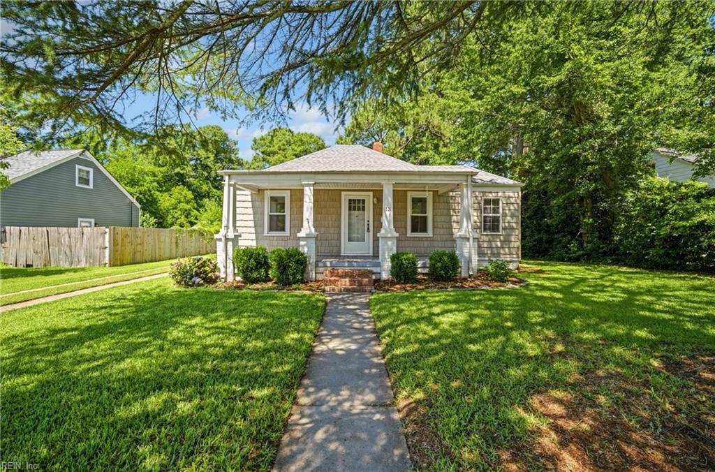 Photo of 13 California Avenue, Portsmouth, VA 23701 (MLS # 10640998)