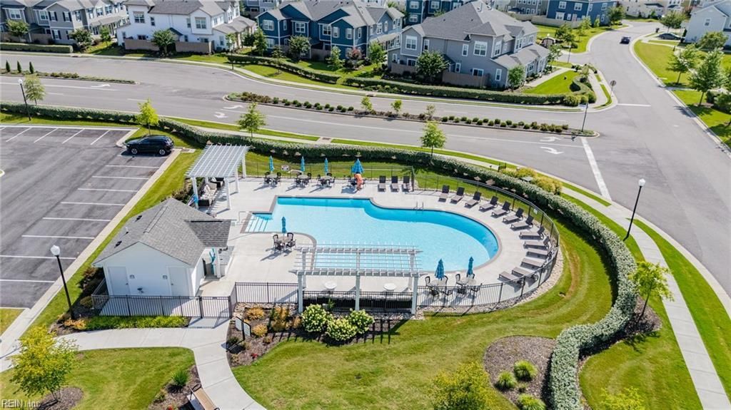 Photo of 1732 Dromolin Drive #303, Virginia Beach, VA 23456 (MLS # 10623770)