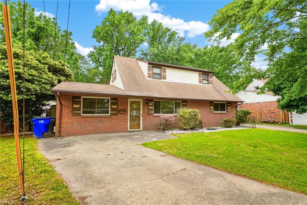 Photo of 1611 Modoc Avenue, Norfolk, VA 23503 (MLS # 10635456)