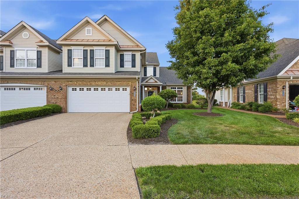 Photo of 520 Dunning Lane, Chesapeake, VA 23322 (MLS # 10635653)