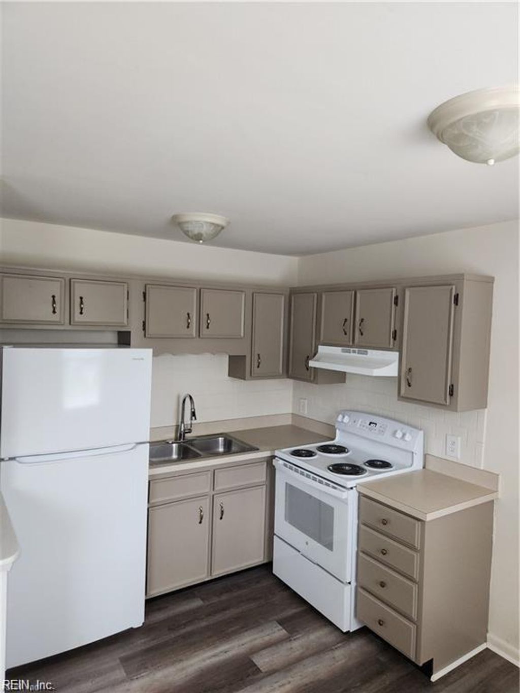 Photo of 4505 Cape Henry Avenue, Norfolk, VA 23513 (MLS # 10633117)