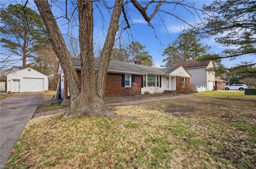 Photo of 4004 Oak Drive, Chesapeake, VA 23321 (MLS # 10623473)