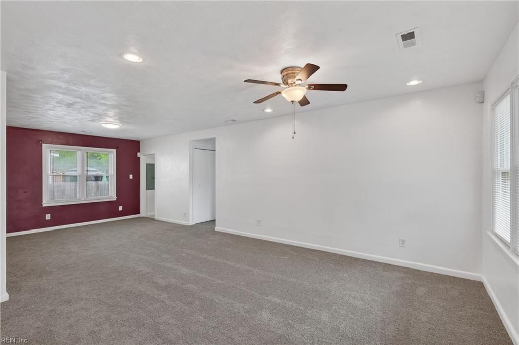 Photo of 2800 Corprew Avenue, Norfolk, VA 23504 (MLS # 10631651)