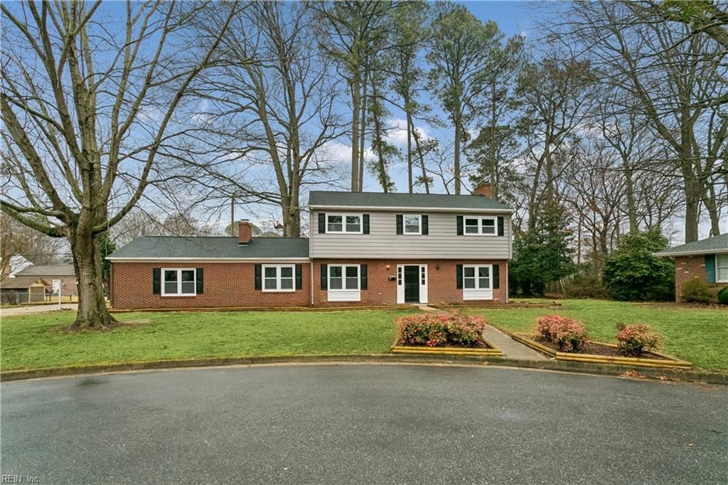 Photo of 4 Alexander Drive, Hampton, VA 23664 (MLS # 10621044)