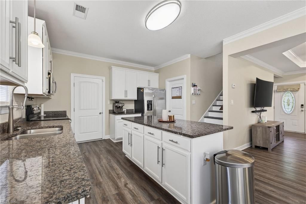 Photo of 1612 Prentis Avenue, Portsmouth, VA 23704 (MLS # 10638697)