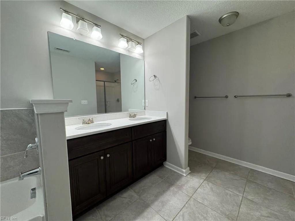 Norfolk, Virginia 23513, United States, 4 Bedrooms Bedrooms, ,3 BathroomsBathrooms,Residential,Active,121777