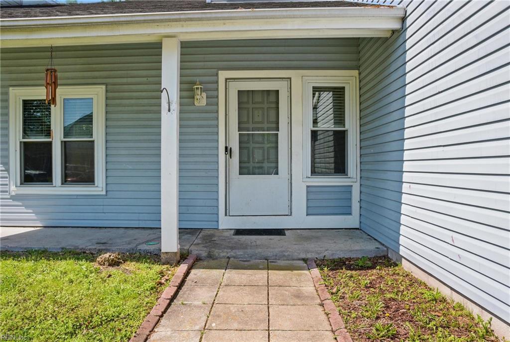 3885 Sweetbriar CT