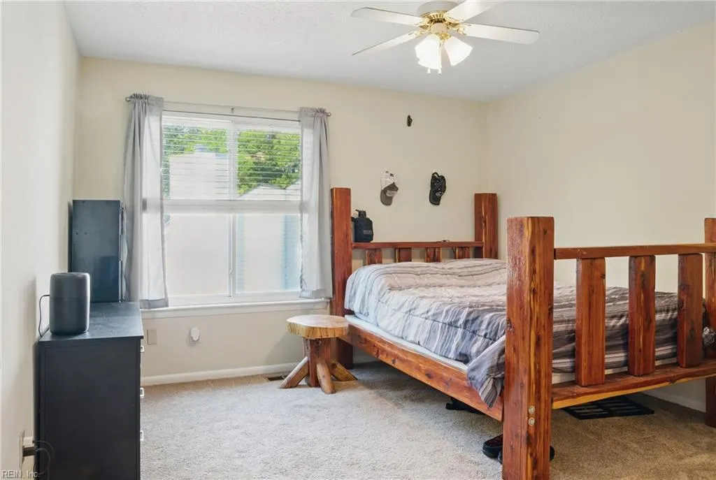 Virginia Beach, Virginia 23453, United States, 3 Bedrooms Bedrooms, ,2 BathroomsBathrooms,Residential,Pending,136221