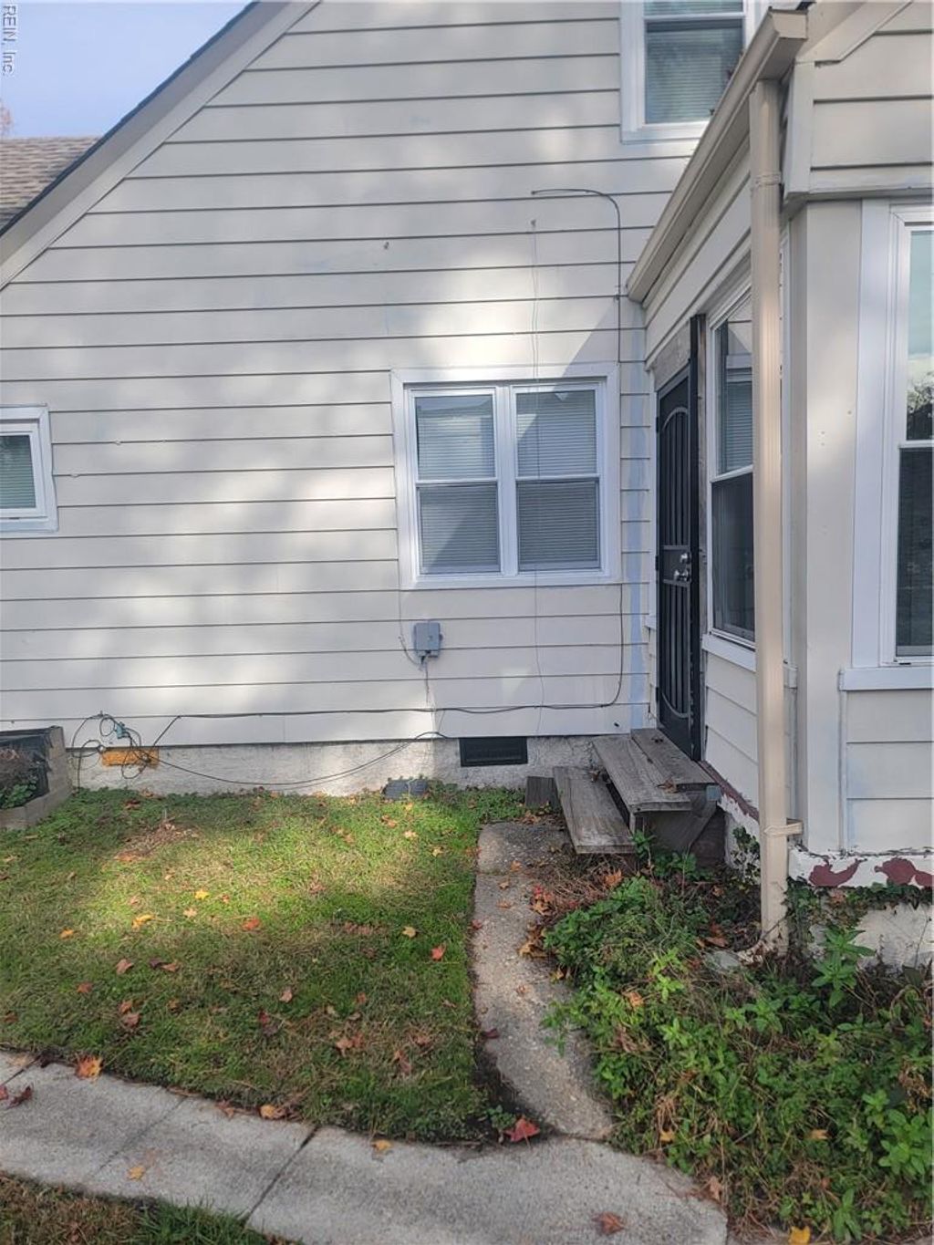 Photo of 9525 Selby Place, Norfolk, VA 23503 (MLS # 10611860)