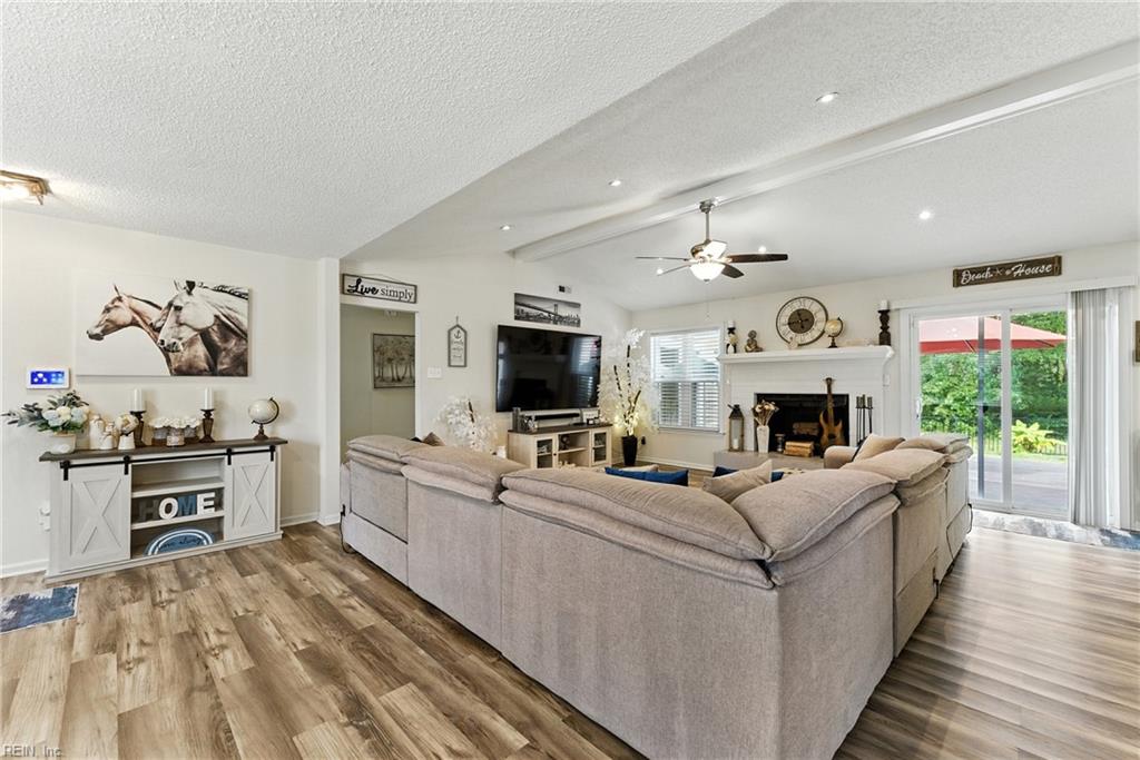 865 Levy LOOP