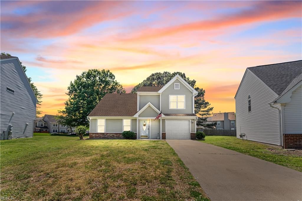 Photo of 61 Centre Port Circle, Portsmouth, VA 23703 (MLS # 10634887)