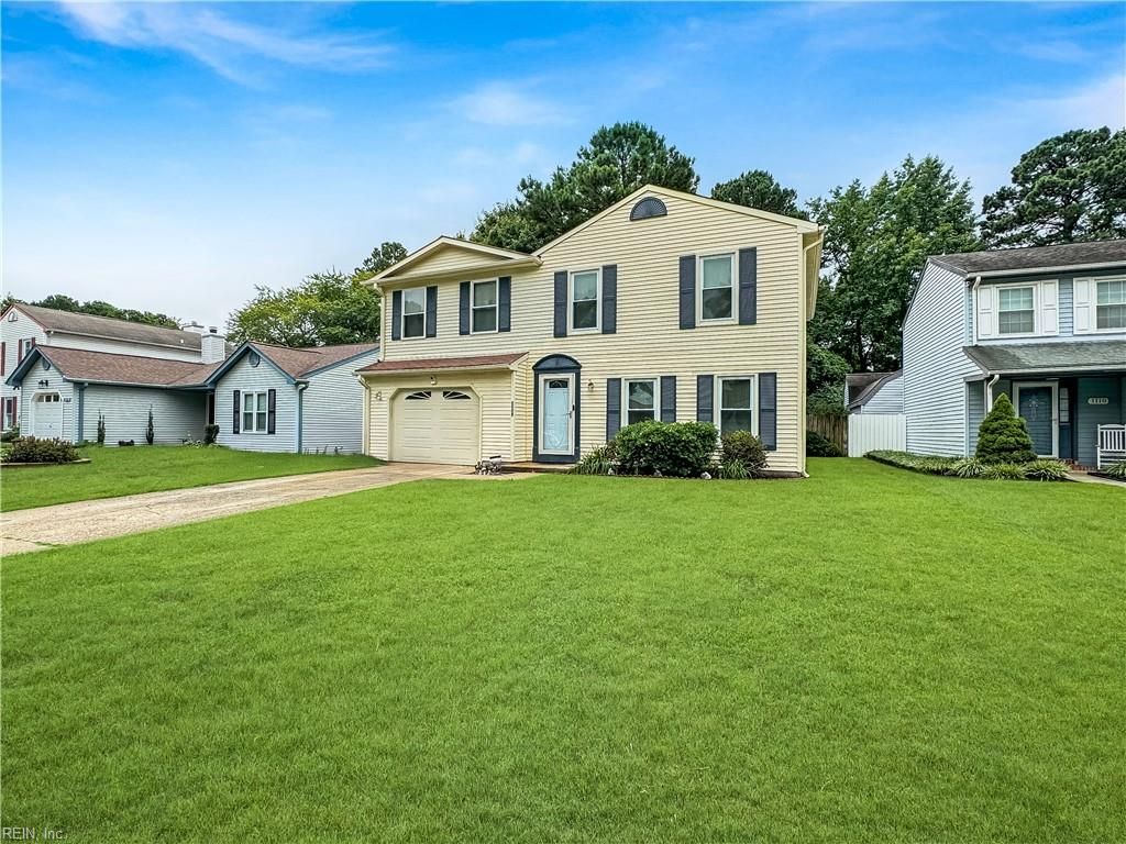 Photo of 1108 Mill Lake Quarter, Chesapeake, VA 23320 (MLS # 10606849)