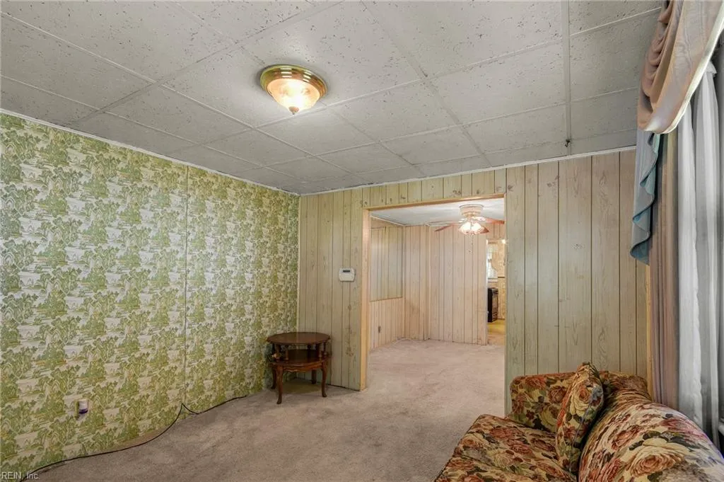 Portsmouth, Virginia 23707, United States, 2 Bedrooms Bedrooms, ,1 BathroomBathrooms,Residential,Active,208393