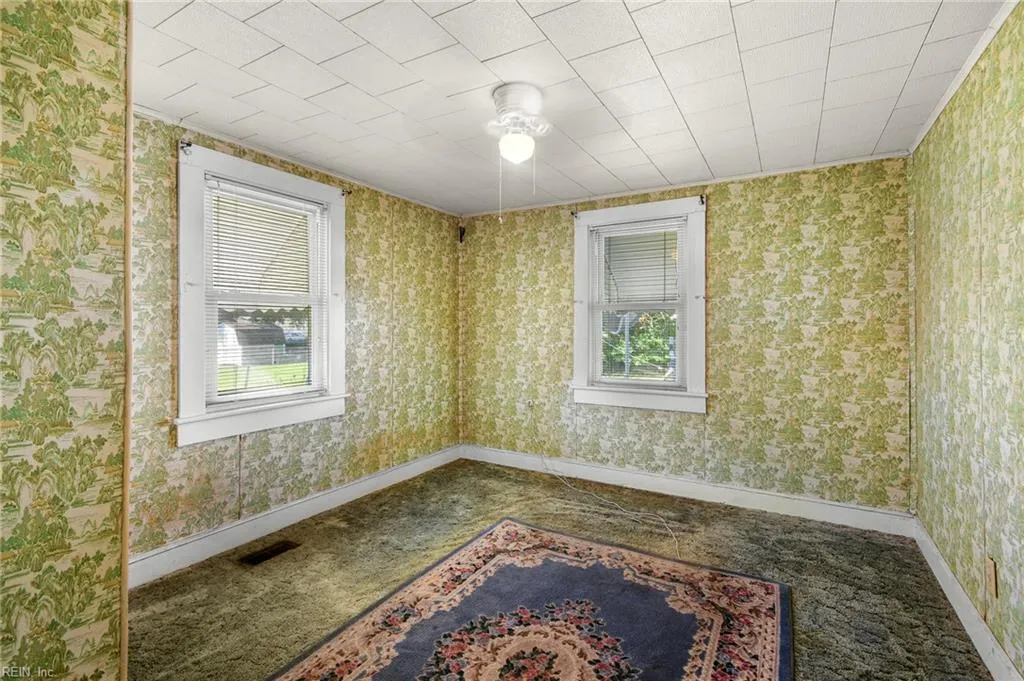 Portsmouth, Virginia 23707, United States, 2 Bedrooms Bedrooms, ,1 BathroomBathrooms,Residential,Active,208393