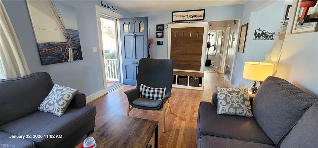 Photo of 175 W Leicester Avenue, Norfolk, VA 23503 (MLS # 10617430)