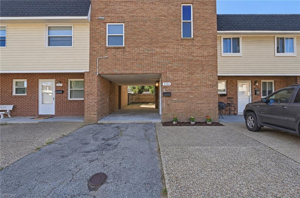 Photo of 1221 CURIE Court, Norfolk, VA 23513 (MLS # 10657112)