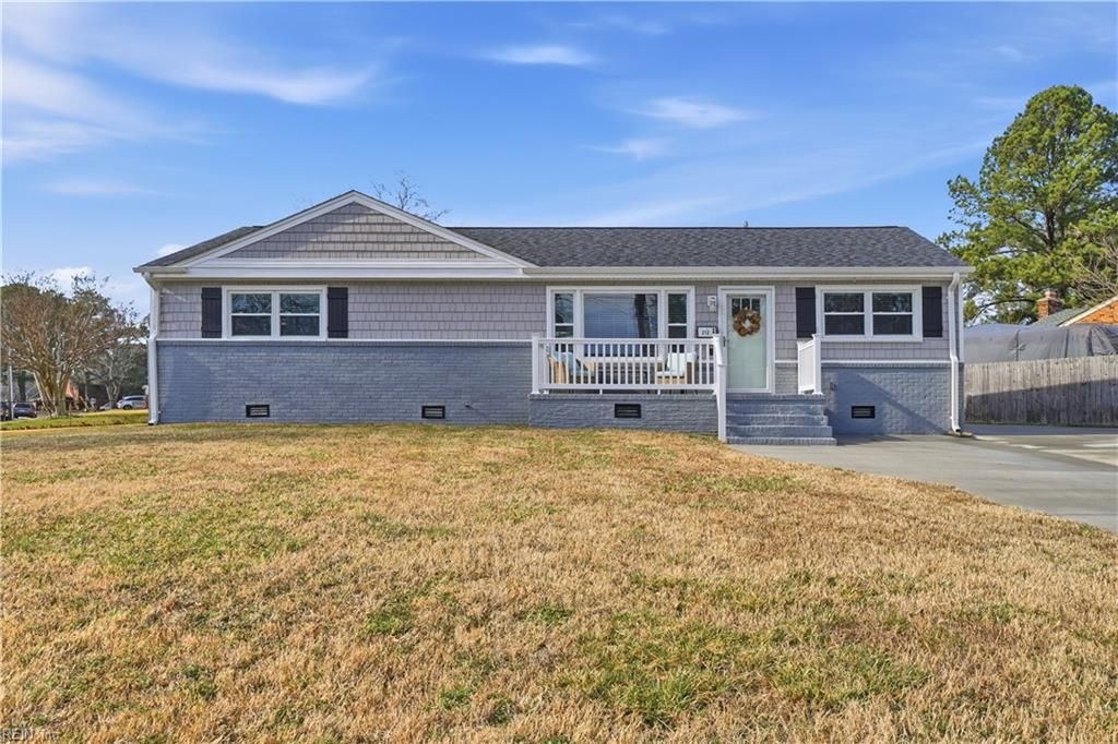 Photo of 212 Daniel Way, Portsmouth, VA 23701 (MLS # 10621162)