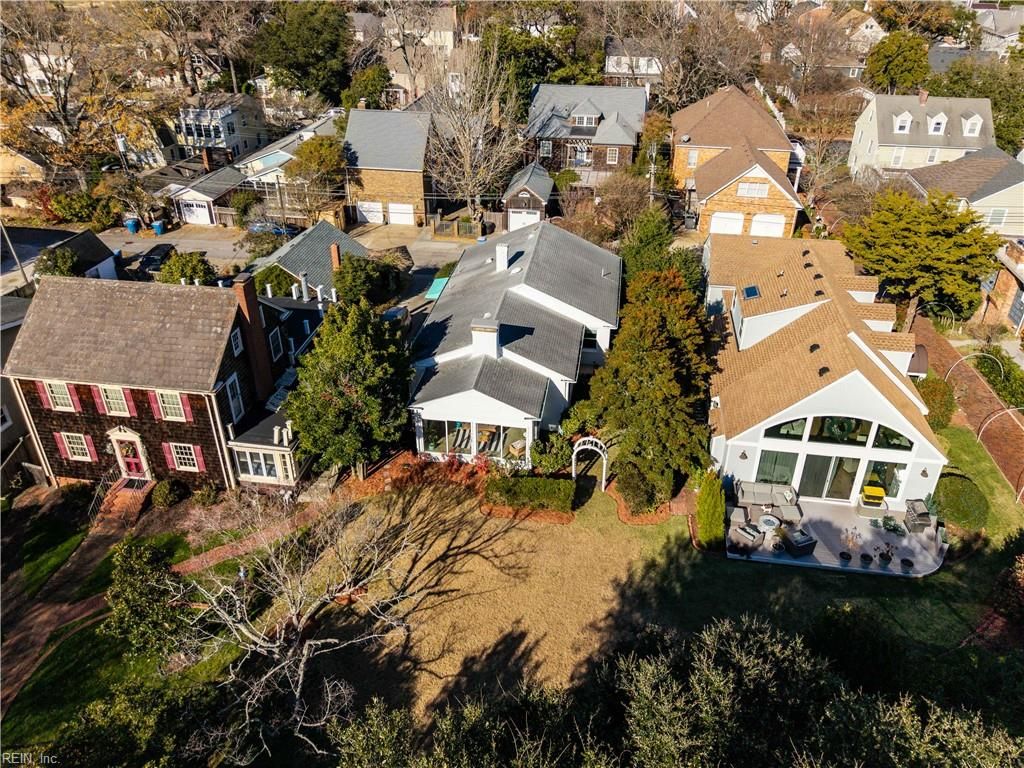 Photo of 304 Cavalier Drive, Virginia Beach, VA 23451 (MLS # 10613025)