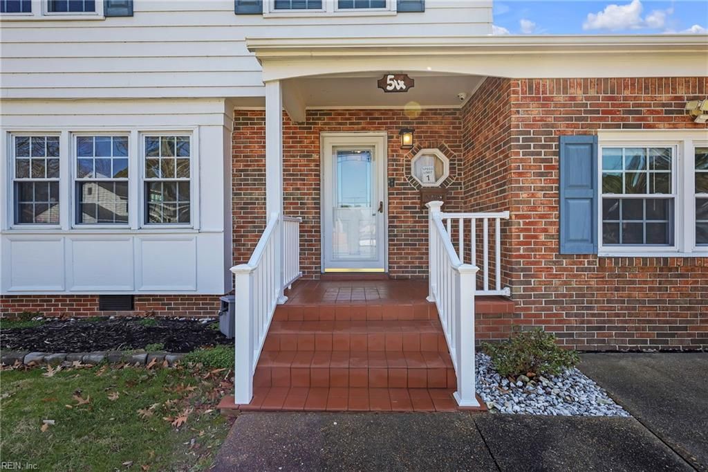 Photo of 54 Avella Court, Newport News, VA 23601 (MLS # 10623668)