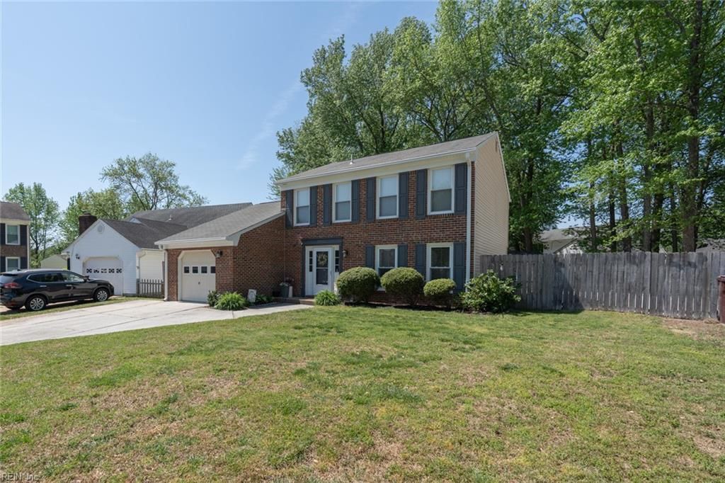 Photo of 1906 Dawnee Brook Trail S, Chesapeake, VA 23320 (MLS # 10630246)