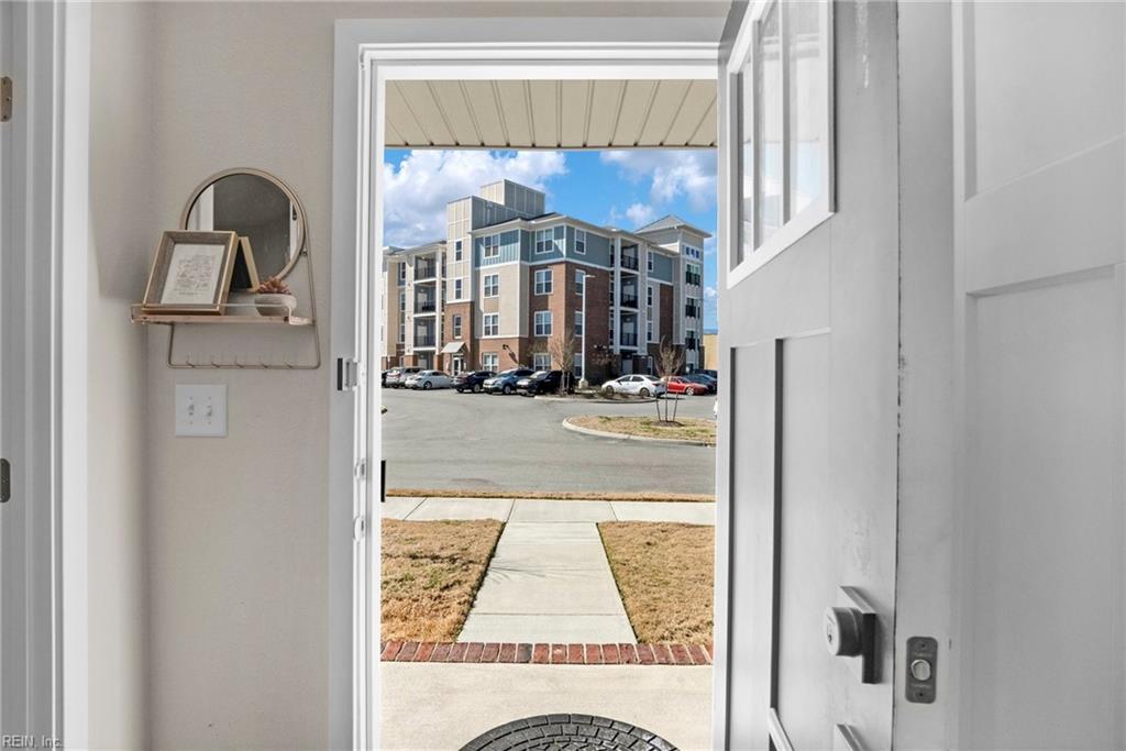 1209 Worden WAY