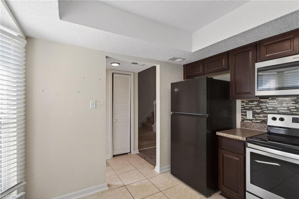 Photo of 3832 Chancery Lane, Virginia Beach, VA 23452 (MLS # 10625174)