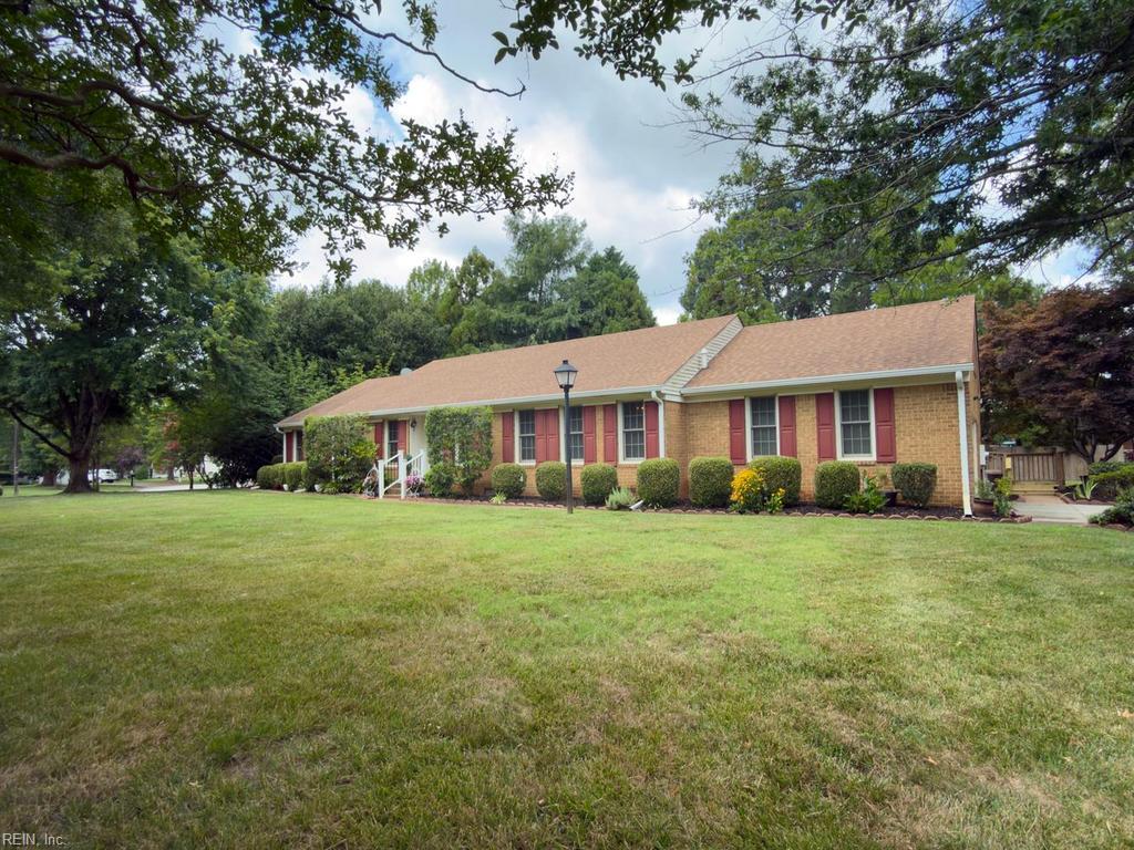 Photo of 4248 Cheswick Lane, Virginia Beach, VA 23455 (MLS # 10644306)