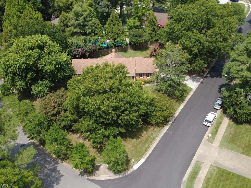 Photo of 4248 Cheswick Lane, Virginia Beach, VA 23455 (MLS # 10644306)