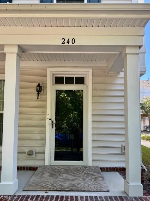 Portsmouth, Virginia 23701, United States, 3 Bedrooms Bedrooms, ,3 BathroomsBathrooms,Residential,Active,223312