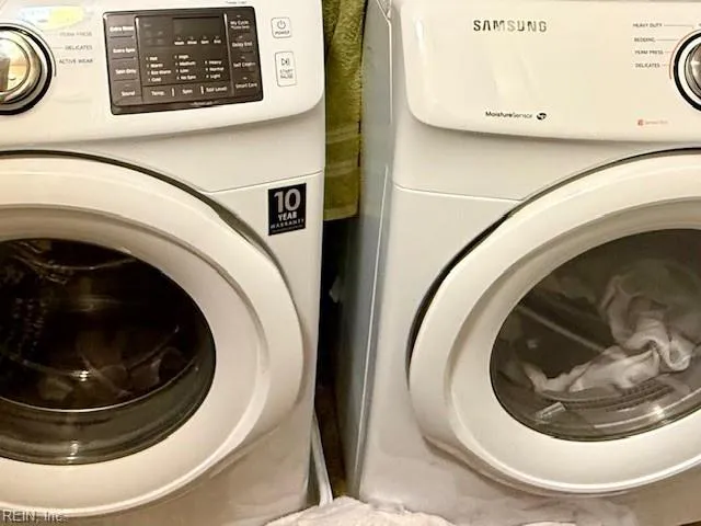 Portsmouth, Virginia 23701, United States, 3 Bedrooms Bedrooms, ,3 BathroomsBathrooms,Residential,Active,223312