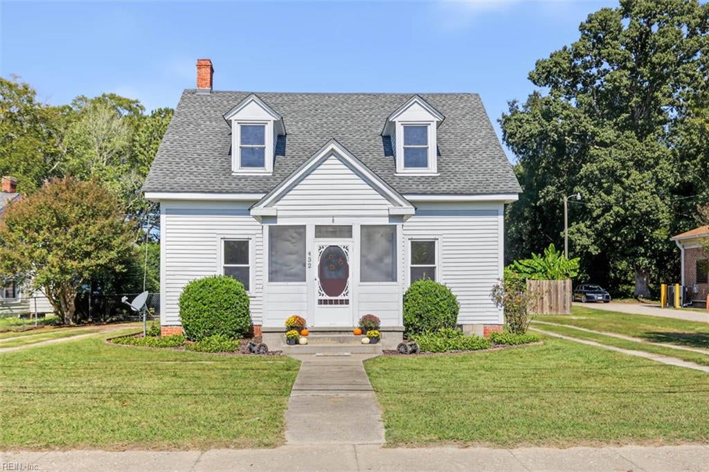 Photo of 432 W Main Street, Waverly, VA 23890 (MLS # 10657299)