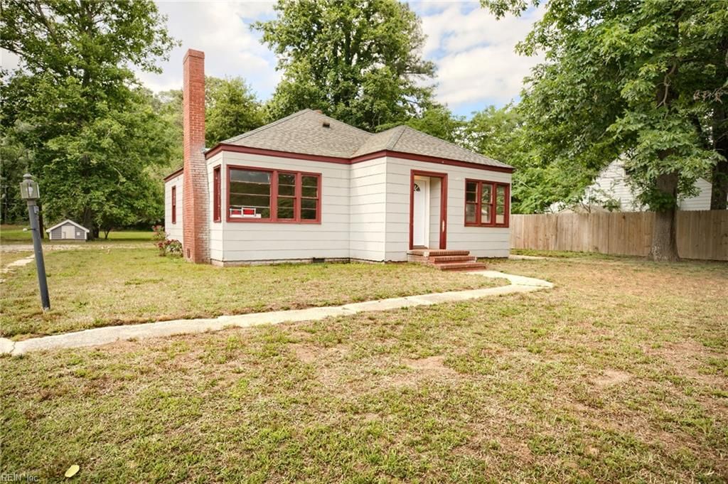 Photo of 19100 Eltham Road, West Point, VA 23181 (MLS # 10635386)