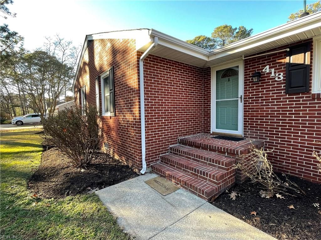 Photo of 413 Railway Road, Yorktown, VA 23692 (MLS # 10617498)