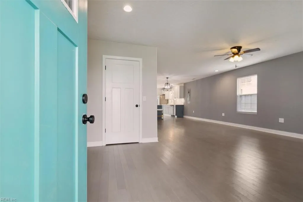 Poquoson, Virginia 23662, United States, 3 Bedrooms Bedrooms, ,3 BathroomsBathrooms,Residential,Active,153375