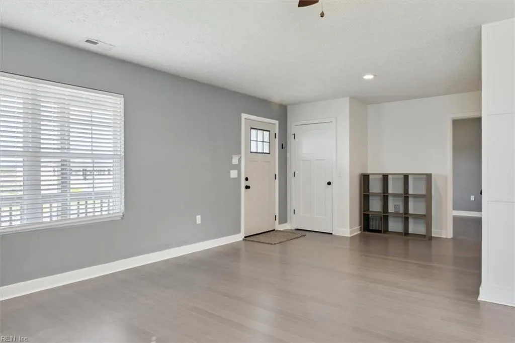 Poquoson, Virginia 23662, United States, 3 Bedrooms Bedrooms, ,3 BathroomsBathrooms,Residential,Active,153375