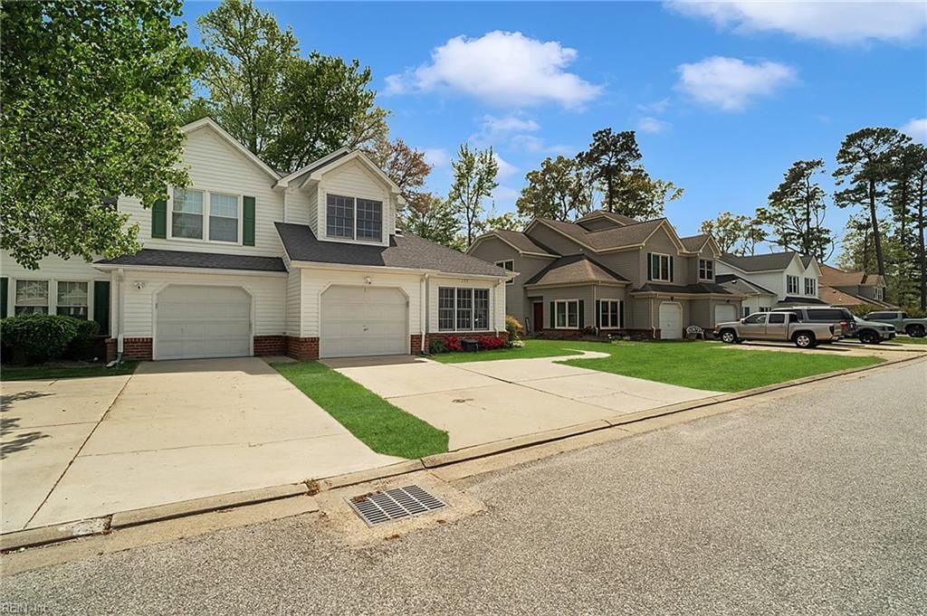 Photo of 175 Rustling Oak Ridge, Yorktown, VA 23692 (MLS # 10629696)