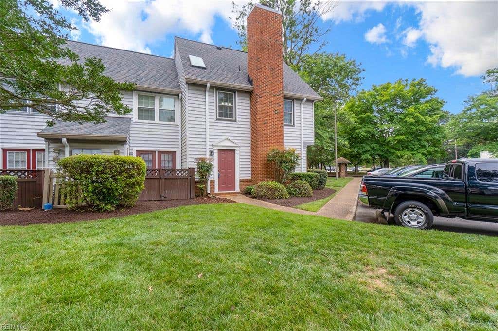 Photo of 928 Saint Andrews Reach #A, Chesapeake, VA 23320 (MLS # 10647761)