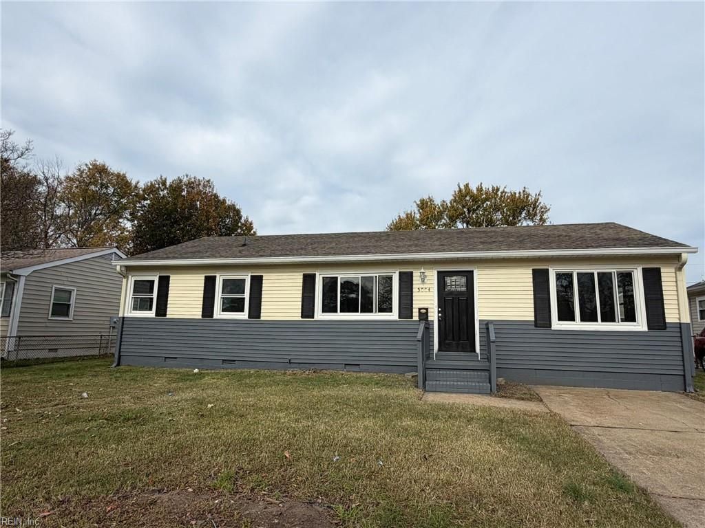 Photo of 5004 Arony Street, Hampton, VA 23605 (MLS # 10617226)