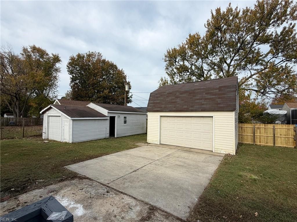 Photo of 5004 Arony Street, Hampton, VA 23605 (MLS # 10617226)